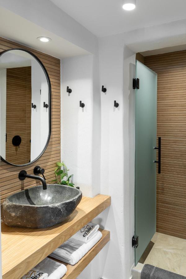Naxos City Enalios Sunset Suites מראה חיצוני תמונה